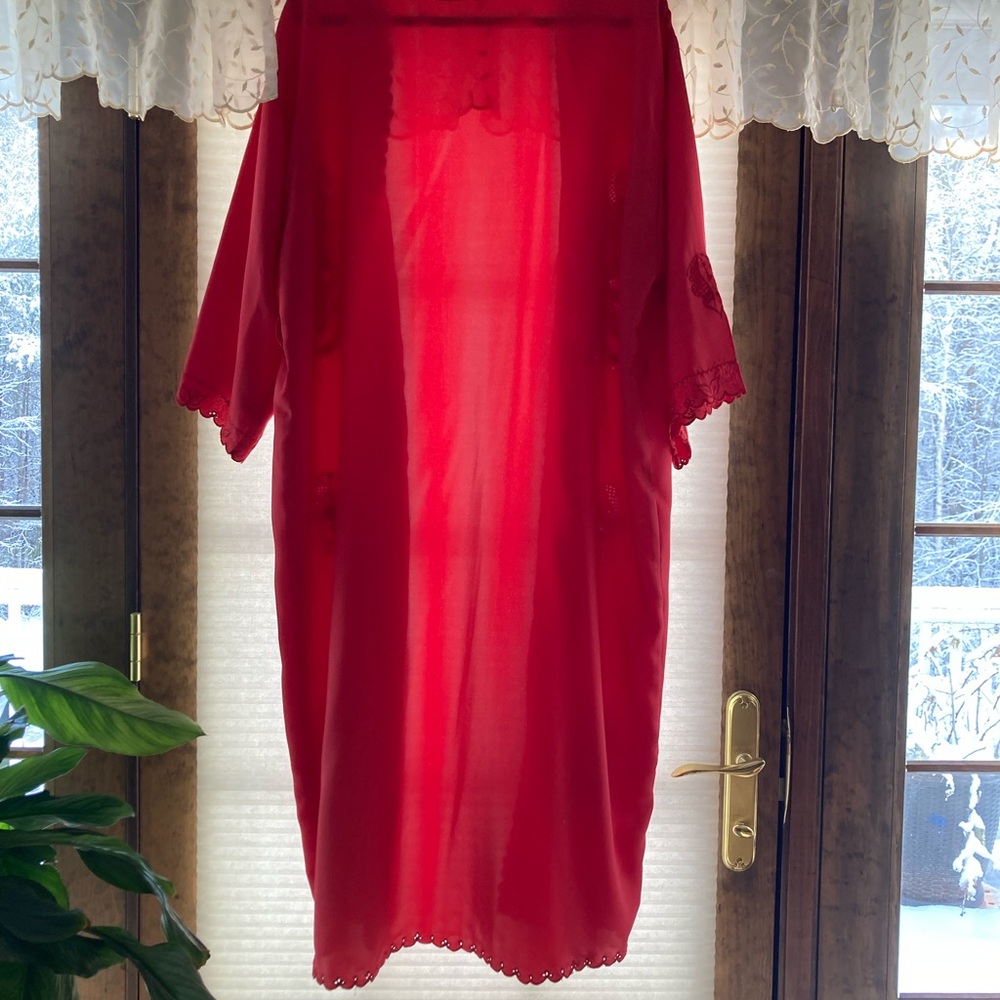 Embroidered Red Women's Robe - Picture 3 of 3